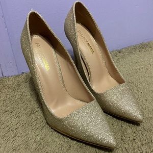 Fashion Nova heels size 8
